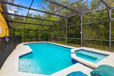 Villa ou maison à vendre à Davenport, Floride: 5 chambres, 154.4 m2 № 2410114 - photo 3