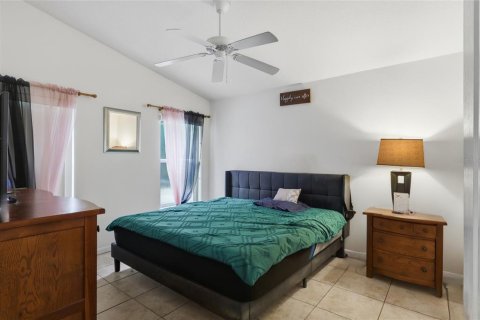 Villa ou maison à vendre à Davenport, Floride: 5 chambres, 154.4 m2 № 2410114 - photo 6