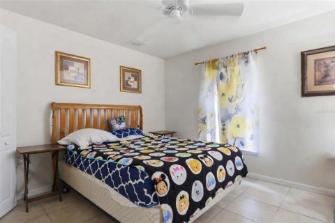 Villa ou maison à vendre à Davenport, Floride: 5 chambres, 154.4 m2 № 2410114 - photo 12