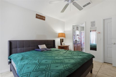 Villa ou maison à vendre à Davenport, Floride: 5 chambres, 154.4 m2 № 2410114 - photo 10