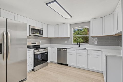 Casa en venta en Hudson, Florida, 3 dormitorios, 107.21 m2 № 2386464 - foto 13