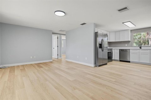 Casa en venta en Hudson, Florida, 3 dormitorios, 107.21 m2 № 2386464 - foto 7
