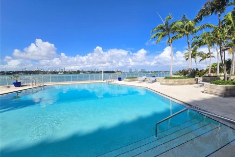 Condominio en alquiler en Miami Beach, Florida, 1 dormitorio, 78.97 m2 № 1950937 - foto 23
