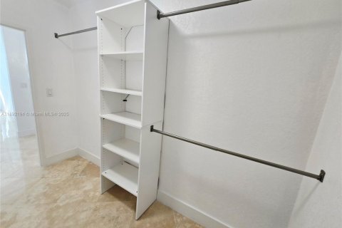 Condominio en alquiler en Miami Beach, Florida, 1 dormitorio, 78.97 m2 № 1950937 - foto 15