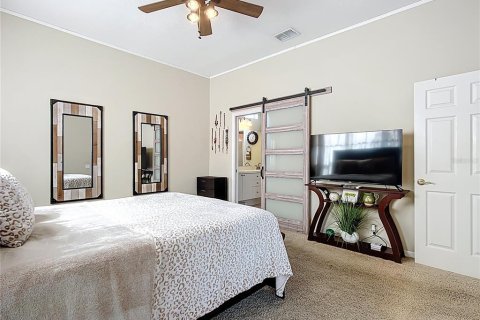 House in Winter Haven, Florida 3 bedrooms, 148.92 sq.m. № 1757845 - photo 19