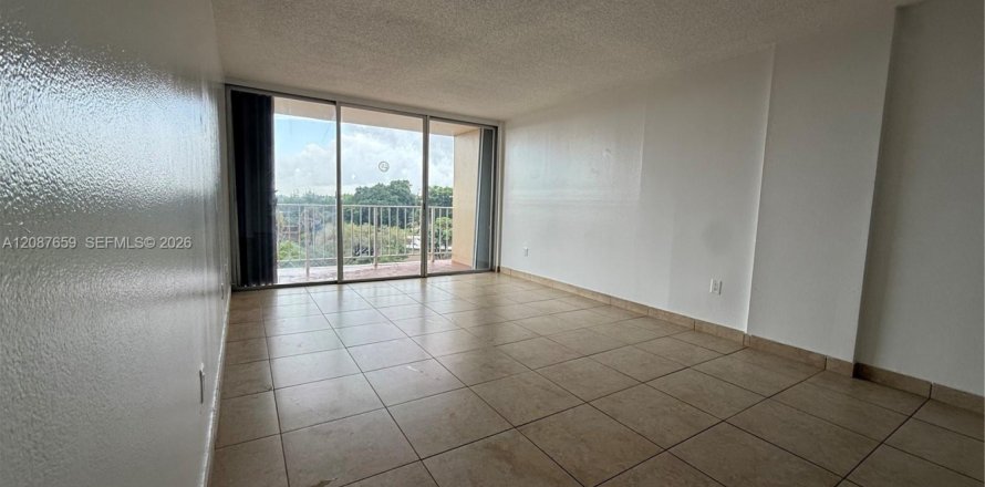Condominio en Miami, Florida, 2 dormitorios  № 2359521