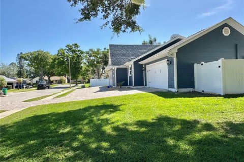 Casa en venta en Palm Harbor, Florida, 3 dormitorios, 163.6 m2 № 1620566 - foto 11