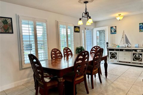 Casa en venta en Palm Harbor, Florida, 3 dormitorios, 163.6 m2 № 1620566 - foto 21