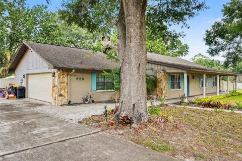 Villa ou maison à vendre à Lakeland, Floride: 4 chambres, 194.82 m2 № 2150852 - photo 2