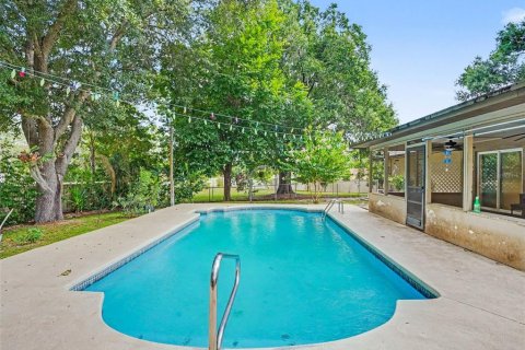 Villa ou maison à vendre à Lakeland, Floride: 4 chambres, 194.82 m2 № 2150852 - photo 25
