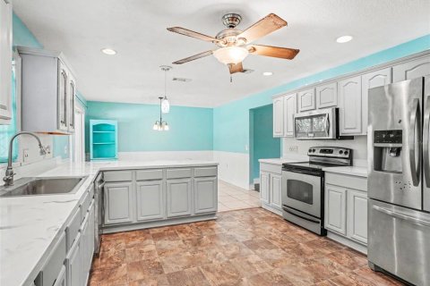 Villa ou maison à vendre à Lakeland, Floride: 4 chambres, 194.82 m2 № 2150852 - photo 7