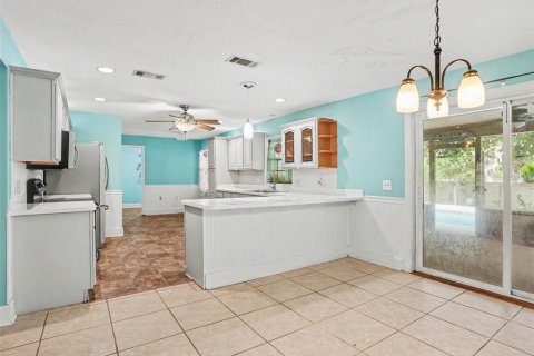 Villa ou maison à vendre à Lakeland, Floride: 4 chambres, 194.82 m2 № 2150852 - photo 6