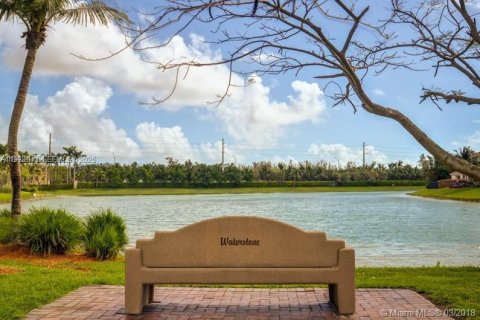 Touwnhouse à louer à Homestead, Floride: 3 chambres, 132.66 m2 № 1990518 - photo 18