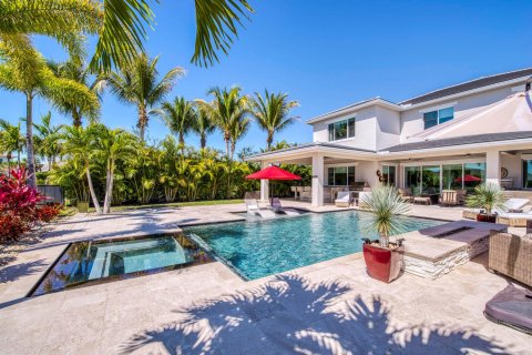 House in Palm Beach Gardens, Florida 5 bedrooms, 391.12 sq.m. № 2147128 - photo 6