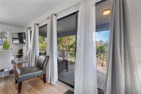 Villa ou maison à vendre à Bradenton, Floride: 2 chambres, 80.27 m2 № 1525834 - photo 16