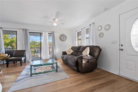 Villa ou maison à vendre à Bradenton, Floride: 2 chambres, 80.27 m2 № 1525834 - photo 12