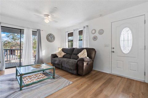 Villa ou maison à vendre à Bradenton, Floride: 2 chambres, 80.27 m2 № 1525834 - photo 14
