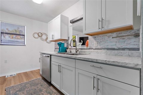 Villa ou maison à vendre à Bradenton, Floride: 2 chambres, 80.27 m2 № 1525834 - photo 22
