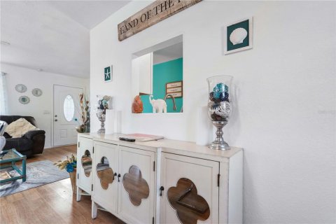 Villa ou maison à vendre à Bradenton, Floride: 2 chambres, 80.27 m2 № 1525834 - photo 17