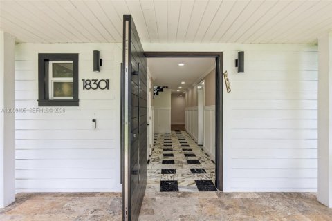 Villa ou maison à vendre à Southwest Ranches, Floride: 4 chambres, 305.83 m2 № 2400588 - photo 11