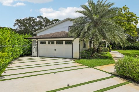 Villa ou maison à vendre à Southwest Ranches, Floride: 4 chambres, 305.83 m2 № 2400588 - photo 6
