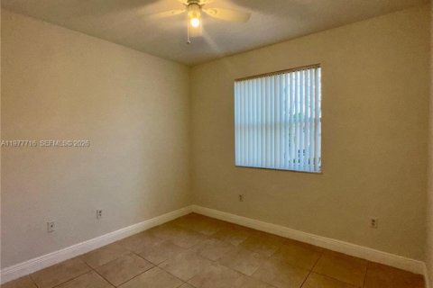 Townhouse in Miami, Florida 3 bedrooms, 141.03 sq.m. № 2044448 - photo 19