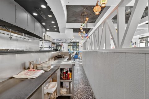 Propiedad comercial en venta en Plantation, Florida № 1991276 - foto 7