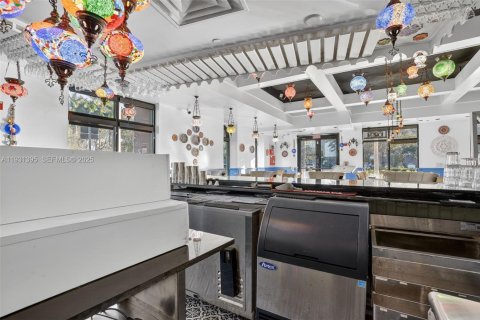 Propiedad comercial en venta en Plantation, Florida № 1991276 - foto 10