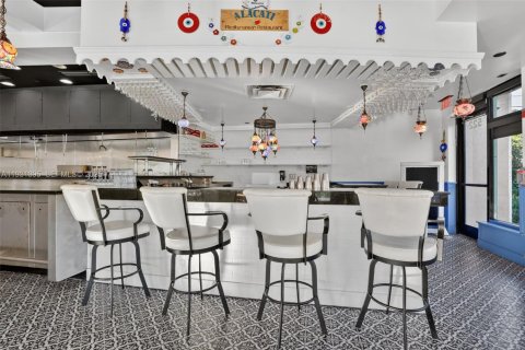 Propiedad comercial en venta en Plantation, Florida № 1991276 - foto 6