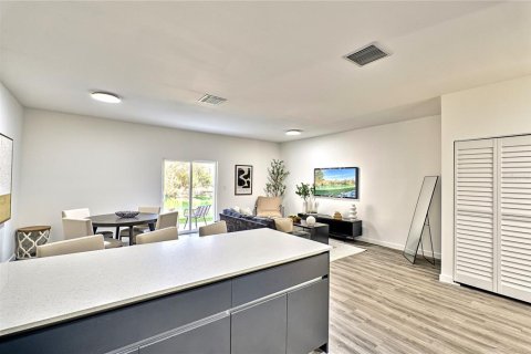 Купить кондоминиум в Гейнсвилл, Флорида 3 комнаты, 110.27м2, № 2138050 - фото 2