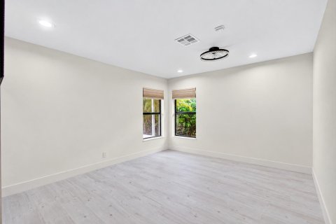 Villa ou maison à vendre à Boca Raton, Floride: 4 chambres, 360.74 m2 № 2411345 - photo 24