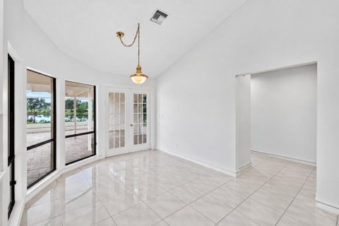 Villa ou maison à vendre à Boca Raton, Floride: 4 chambres, 360.74 m2 № 2411345 - photo 4