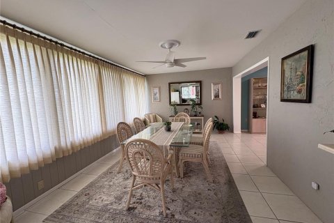 Купить виллу или дом в Брейдентон, Флорида 6 комнат, 140.47м2, № 2236969 - фото 27