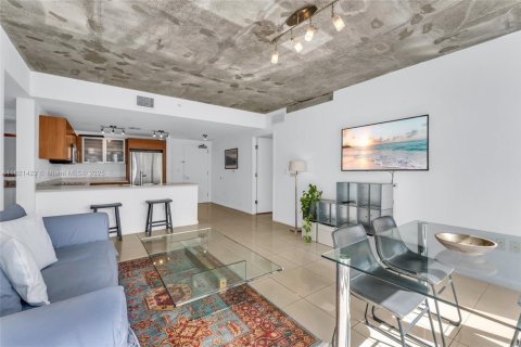 Снять в аренду кондоминиум в Майами, Флорида 2 спальни, 94.76м2, № 1957798 - фото 8