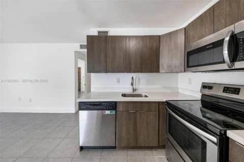 Apartamento en alquiler en Miami Beach, Florida, 2 dormitorios, 92.9 m2 № 2024165 - foto 7