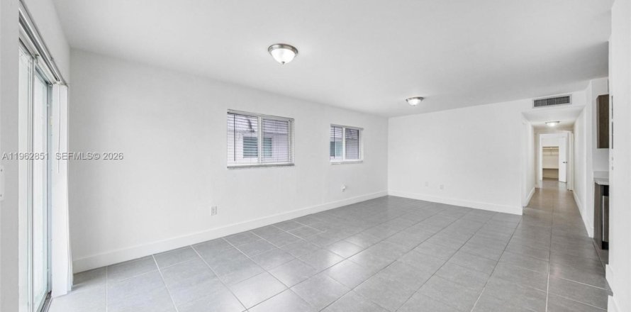 Apartamento en Miami Beach, Florida 2 dormitorios, 92.9 m2 № 2024165