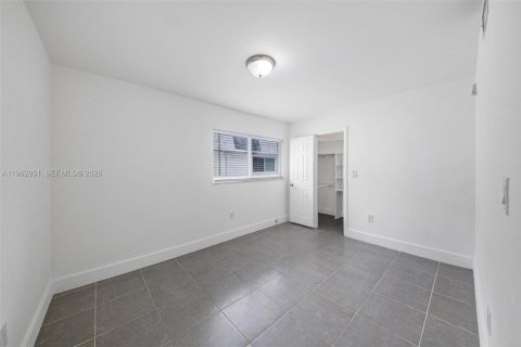 Apartamento en alquiler en Miami Beach, Florida, 2 dormitorios, 92.9 m2 № 2024165 - foto 10