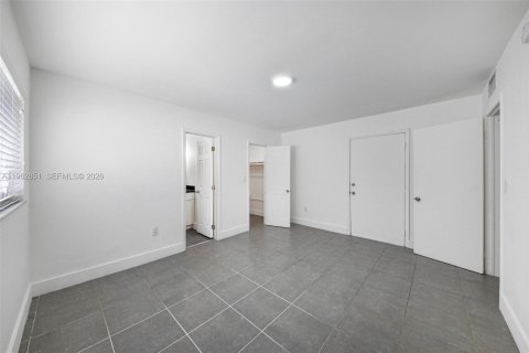 Apartamento en alquiler en Miami Beach, Florida, 2 dormitorios, 92.9 m2 № 2024165 - foto 16