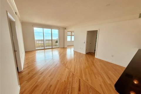 Condominio en alquiler en Sarasota, Florida, 2 dormitorios, 126.35 m2 № 2329972 - foto 5