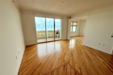 Condominio en alquiler en Sarasota, Florida, 2 dormitorios, 126.35 m2 № 2329972 - foto 7