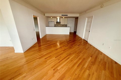 Condominio en alquiler en Sarasota, Florida, 2 dormitorios, 126.35 m2 № 2329972 - foto 10