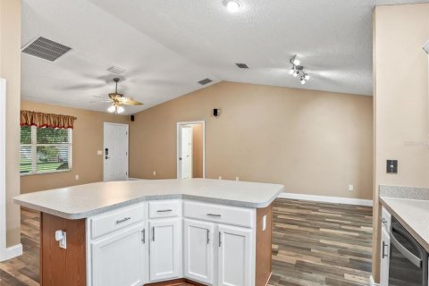 Casa en venta en The Villages, Florida, 3 dormitorios, 154.4 m2 № 1913533 - foto 17