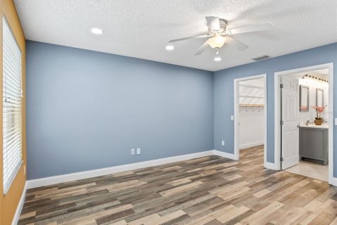 Casa en venta en The Villages, Florida, 3 dormitorios, 154.4 m2 № 1913533 - foto 25