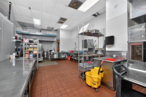 Commercial property in Port Charlotte, Florida 542.55 sq.m. № 2330789 - photo 29