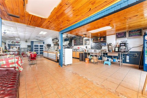Commercial property in Port Charlotte, Florida 542.55 sq.m. № 2330789 - photo 20
