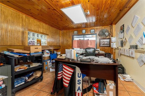 Commercial property in Port Charlotte, Florida 542.55 sq.m. № 2330789 - photo 25