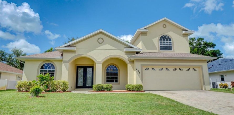 House in Rotonda, Florida 4 bedrooms, 265.61 sq.m. № 1858236