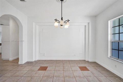 Casa en venta en Miramar, Florida, 4 dormitorios, 291.71 m2 № 2010635 - foto 25