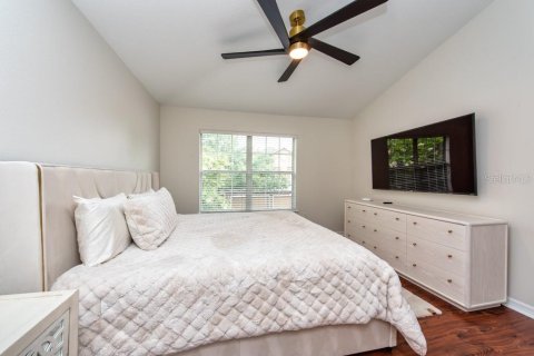 Condo in Tampa, Florida, 2 bedrooms  № 1813571 - photo 16