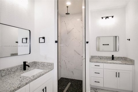 Casa en venta en Sebring, Florida, 3 dormitorios, 138.24 m2 № 1956916 - foto 3